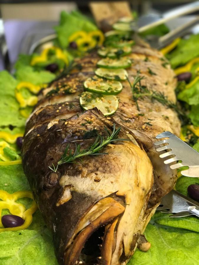 Hotel E Churrascaria Los Pagos Linhares Kültér fotó